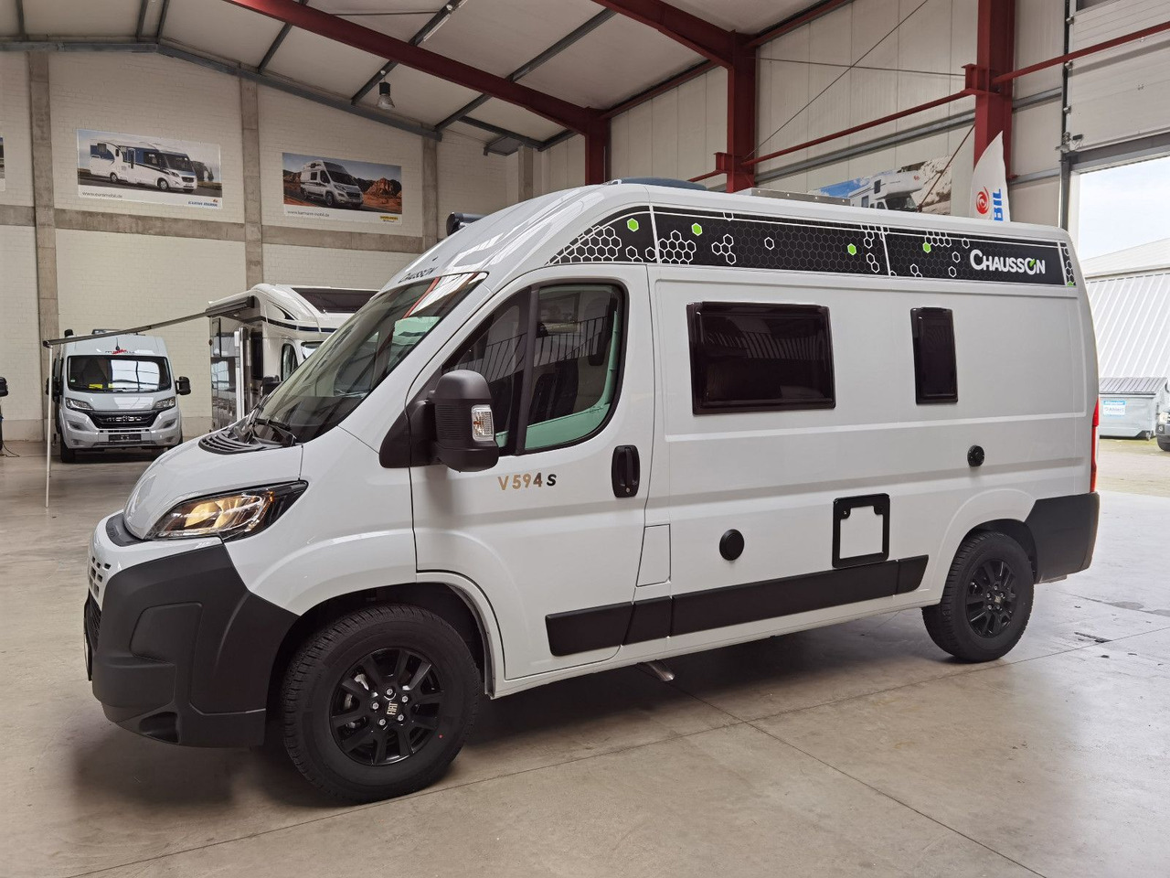 Chausson V594 S FIRST LINE / ZUBEHÖR & LOOK -PAKET/ 5.41M - كرفان فان: صور 4 Chausson V594 S FIRST LINE / ZUBEHÖR & LOOK -PAKET/ 5.41M - كرفان فان: صور 4