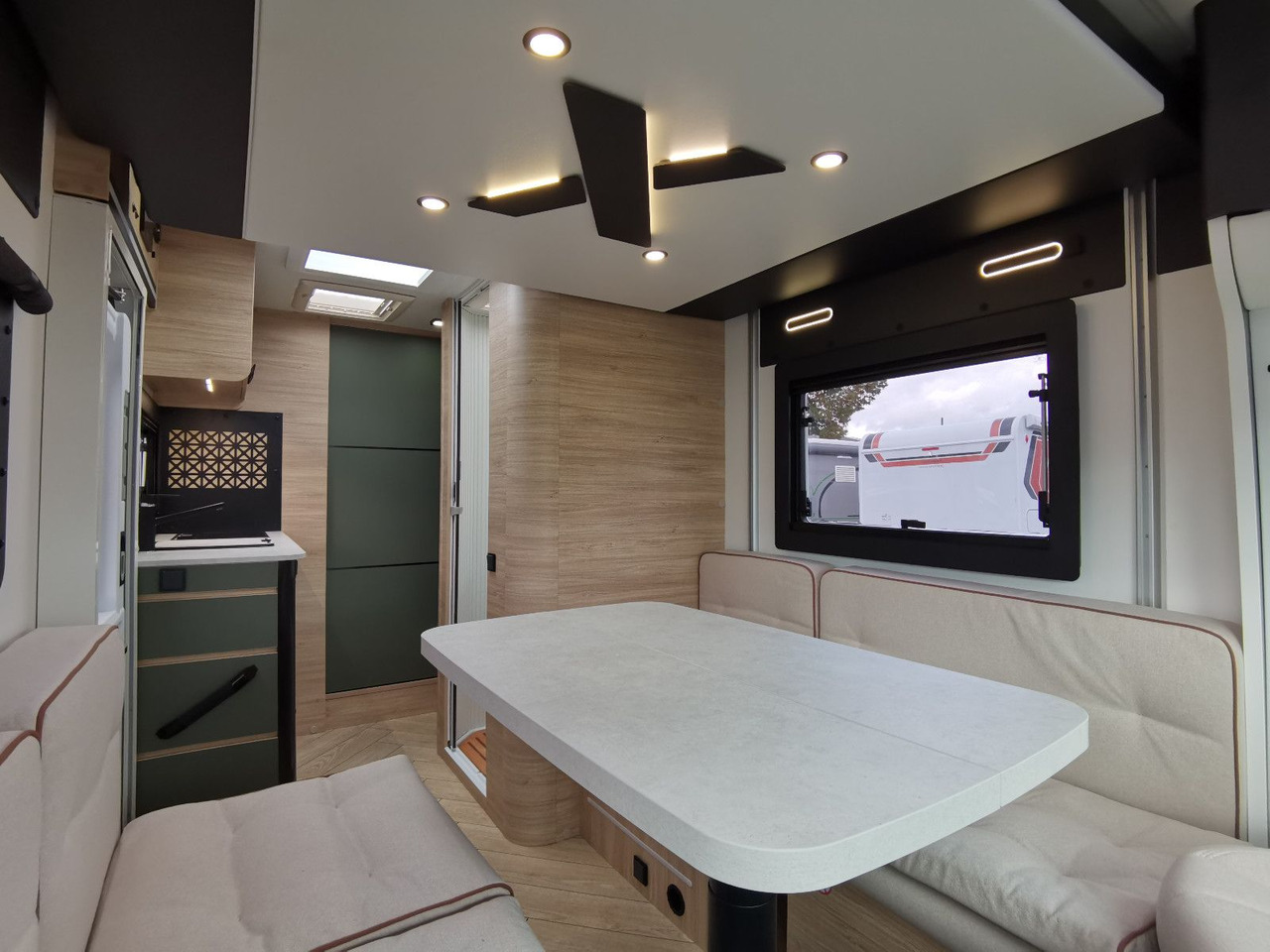 موتر هوم شبه متكامل Chausson X 650 EXCLUSIVE LINE / - 2026 - / XXL - HUBBETT: صور 15