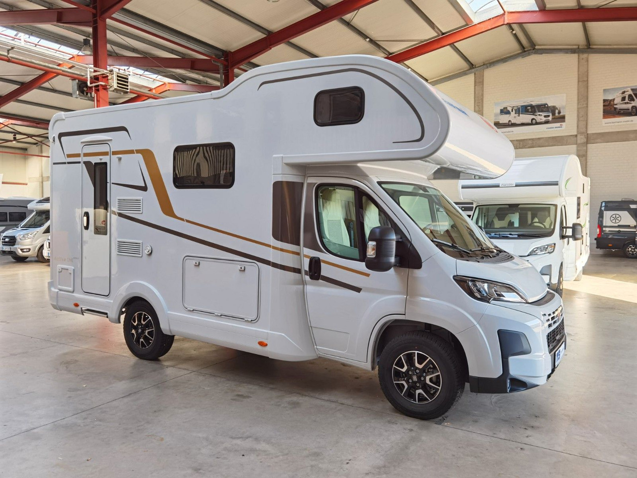 موتر هوم سقف عالي Eura Mobil ACTIVA ONE 630 LS / -2025- / 140PS / RAUMWUNDER: صور 8
