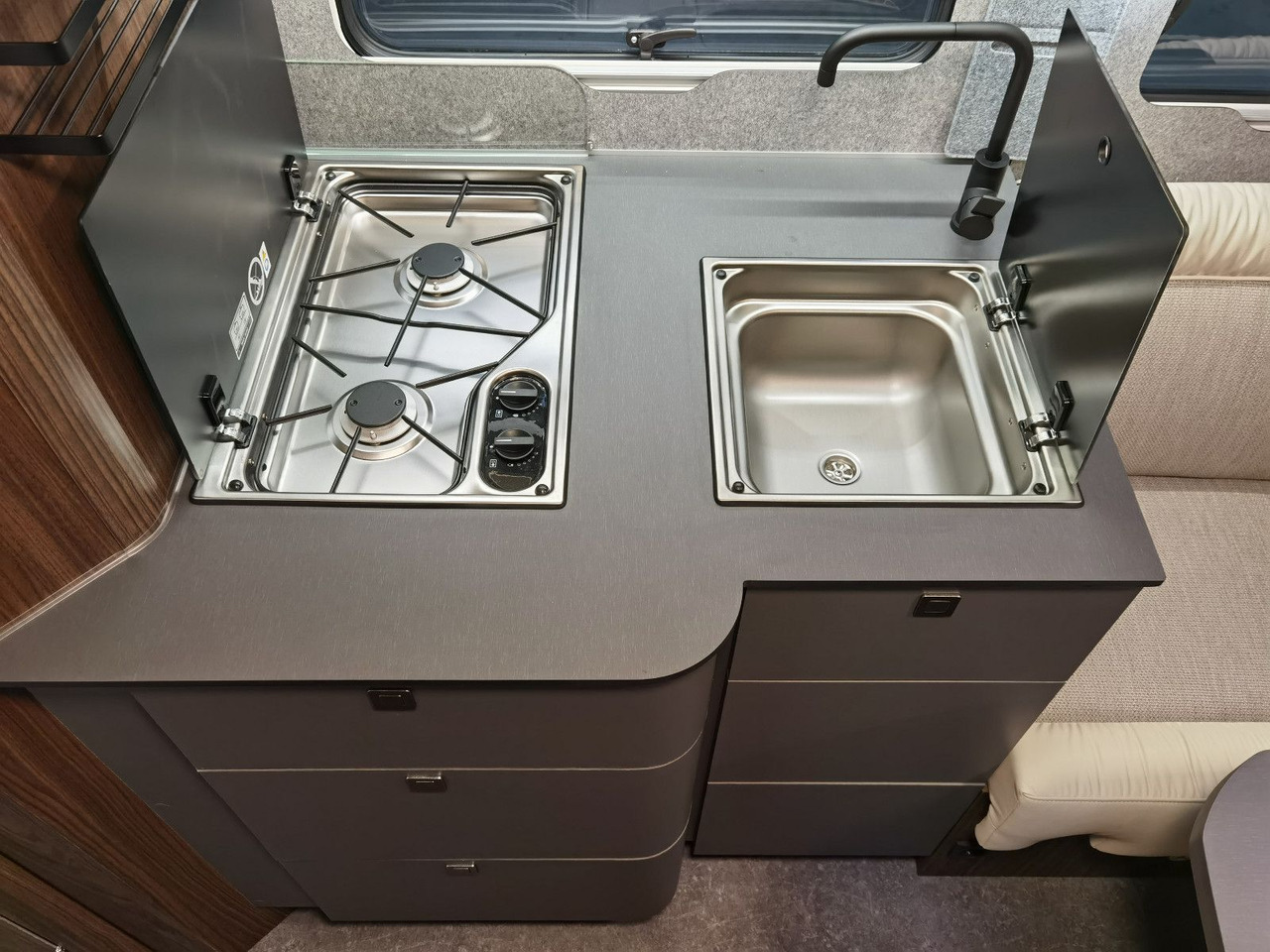 موتر هوم شبه متكامل Eura Mobil PROFILA T 726 EF /-2025-/ MONDIAL PLUS & S-PAKET: صور 19 موتر هوم شبه متكامل Eura Mobil PROFILA T 726 EF /-2025-/ MONDIAL PLUS & S-PAKET: صور 19