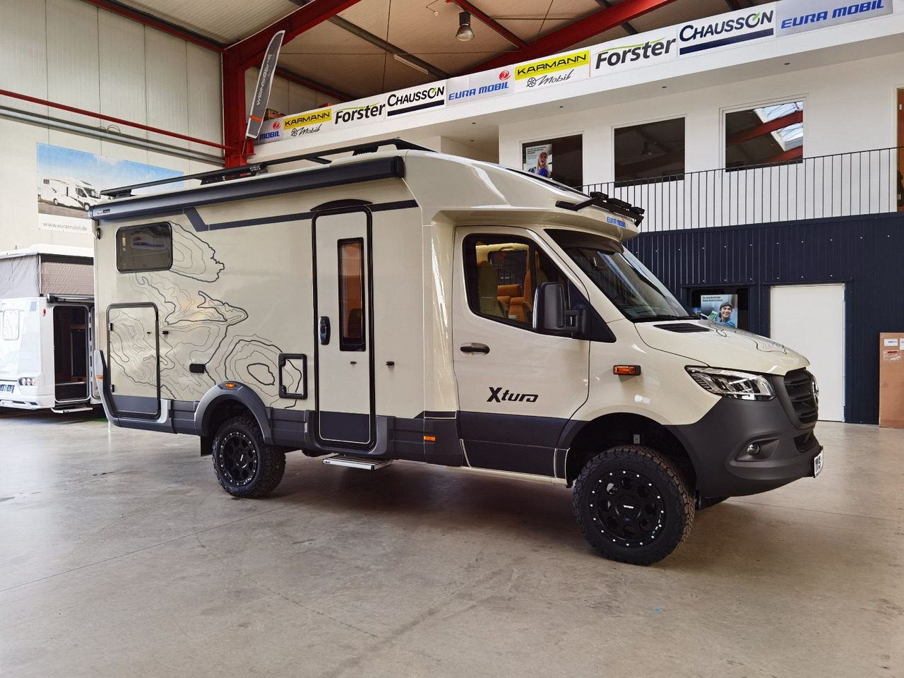 Eura Mobil XTURA 686 EF / MODELL 2026 /4x4 /TOP-AUSSTATTUNG - موتر هوم شبه متكامل: صور 5 Eura Mobil XTURA 686 EF / MODELL 2026 /4x4 /TOP-AUSSTATTUNG - موتر هوم شبه متكامل: صور 5