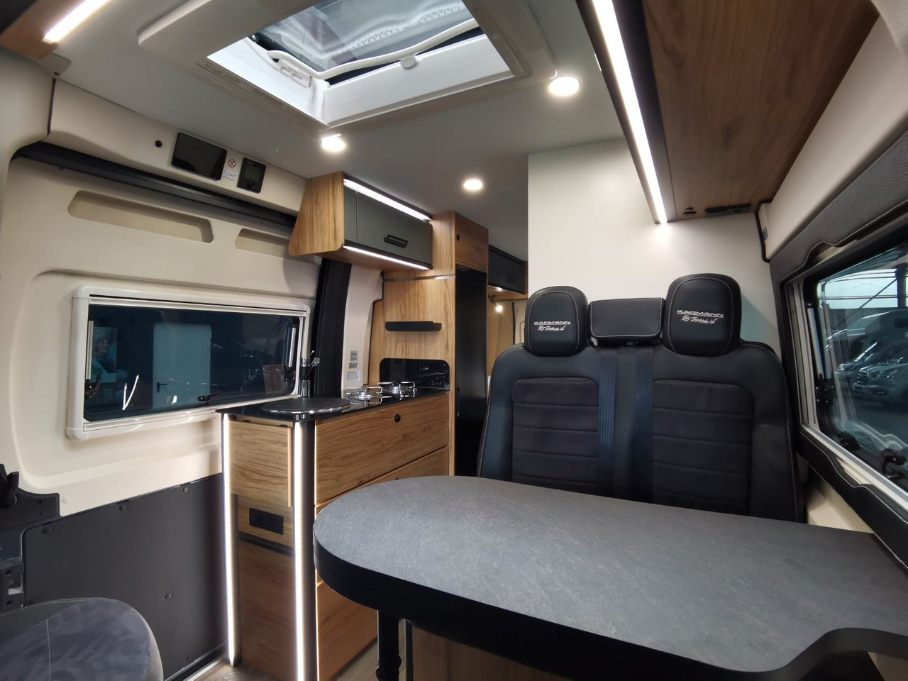 كرفان فان Karmann DEXTER 580 /-MODELL 2026-/ PANORAMA DACHFENSTER: صور 11 كرفان فان Karmann DEXTER 580 /-MODELL 2026-/ PANORAMA DACHFENSTER: صور 11