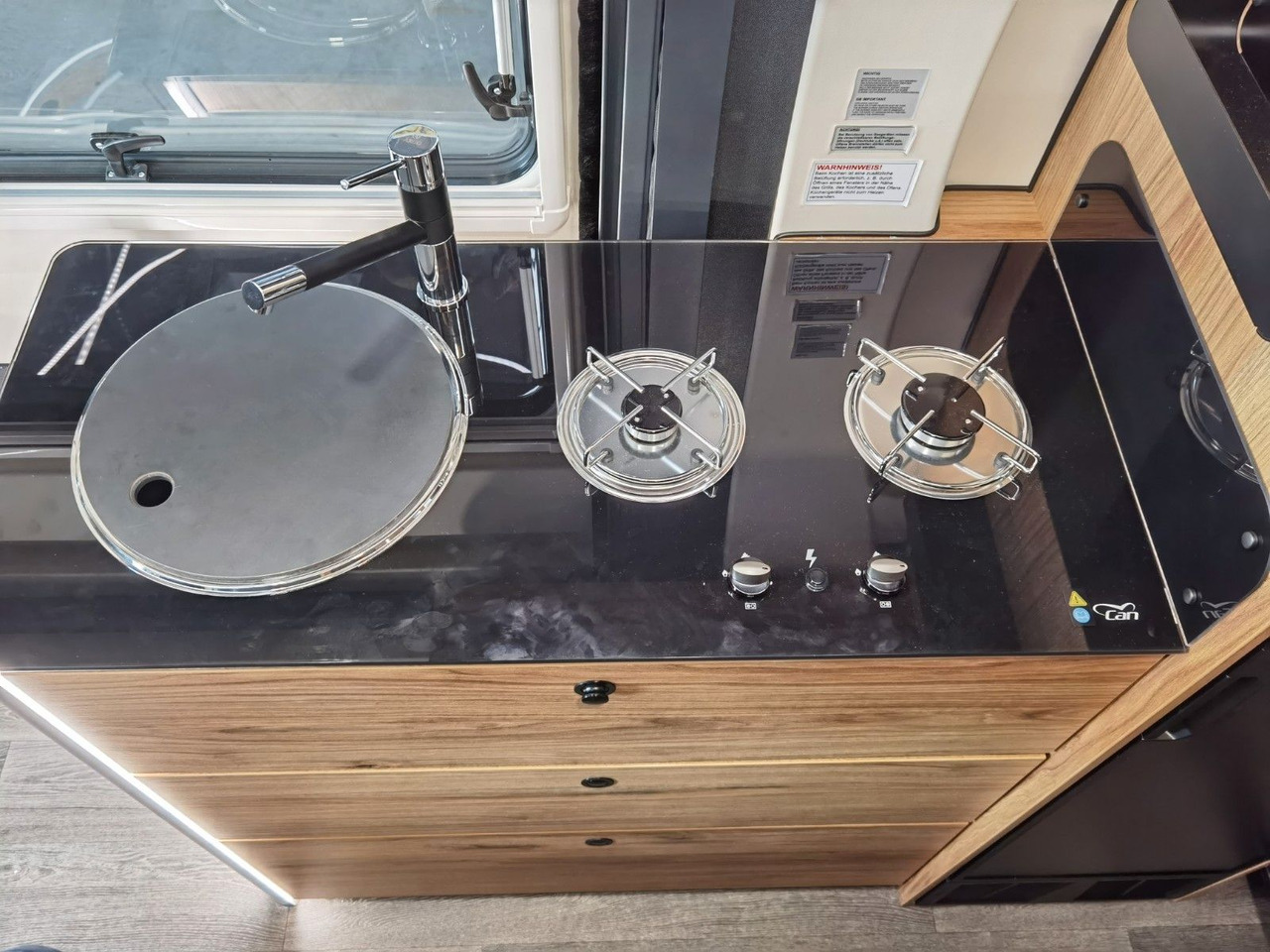 كرفان فان Karmann DEXTER 580 /-MODELL 2026-/ PANORAMA DACHFENSTER: صور 16 كرفان فان Karmann DEXTER 580 /-MODELL 2026-/ PANORAMA DACHFENSTER: صور 16