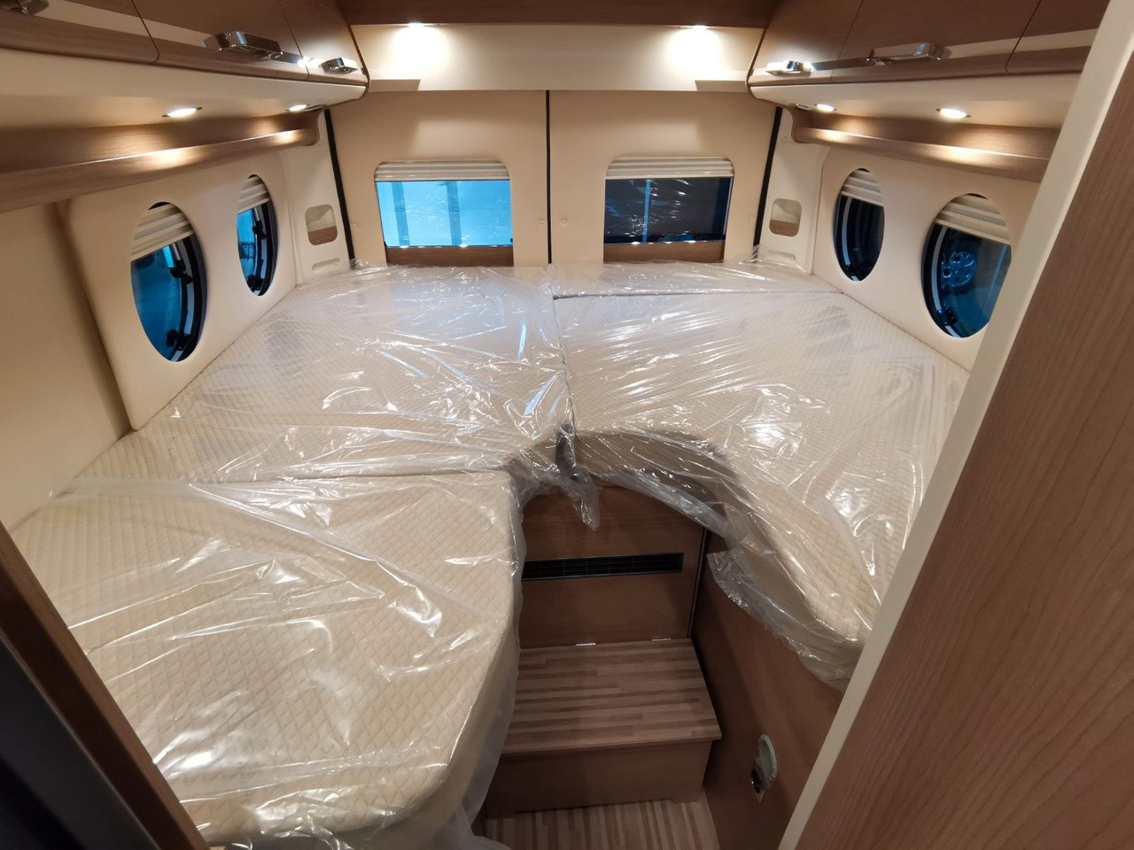 كرفان فان Malibu VAN COMFORT GT - 640 LE / KLIMAAUTOMATIK / NAVI: صور 17