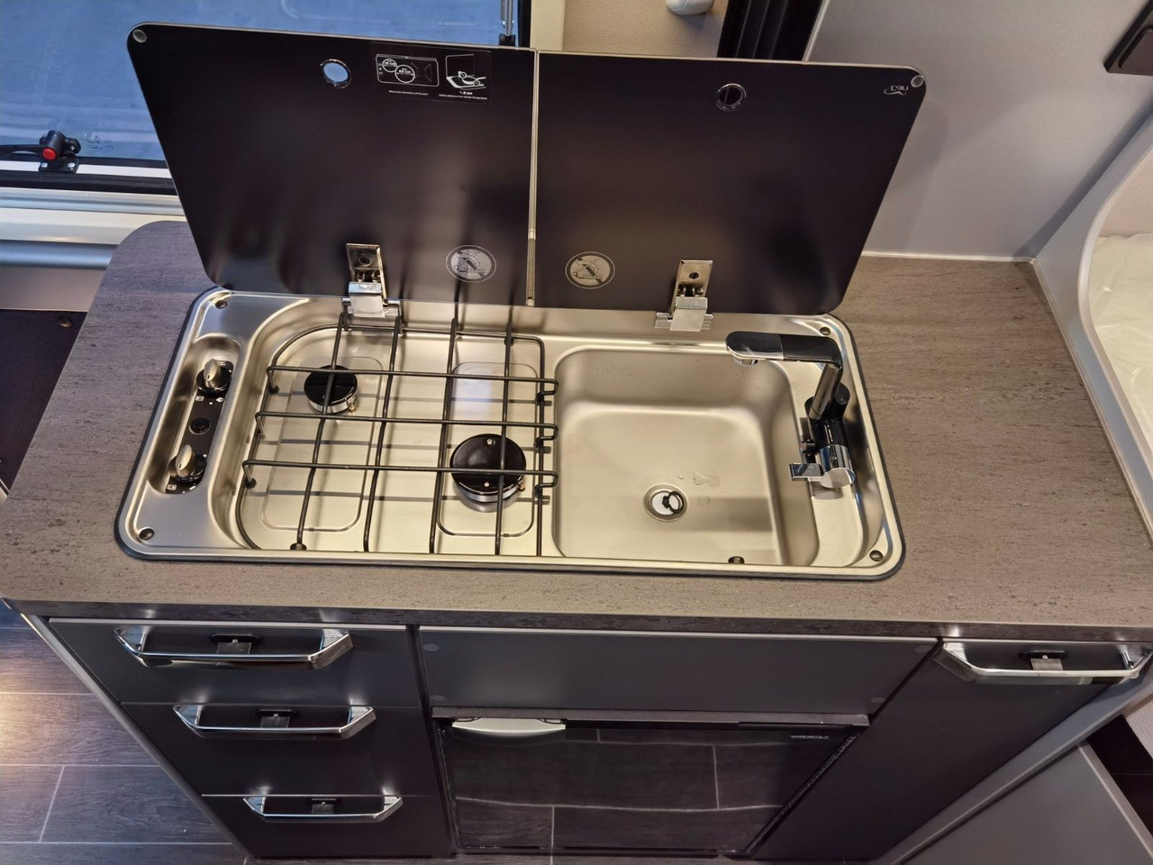 تأجير  Weinsberg CARABUS GREY 540 MQ - EDITION FIRE /-2026-/140PS Weinsberg CARABUS GREY 540 MQ - EDITION FIRE /-2026-/140PS: صور 17