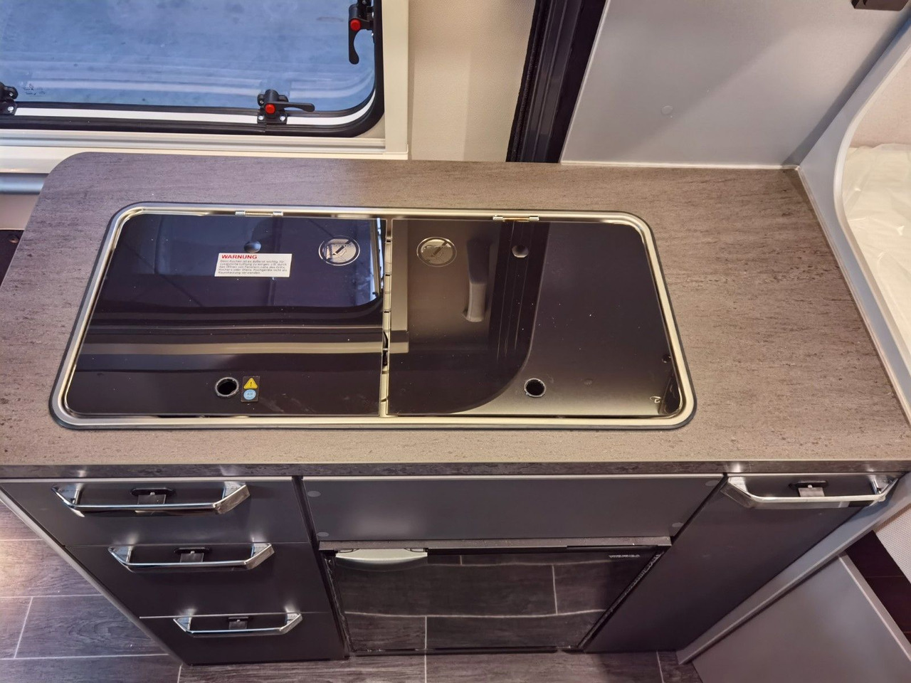 تأجير  Weinsberg CARABUS GREY 540 MQ - EDITION FIRE /-2026-/140PS Weinsberg CARABUS GREY 540 MQ - EDITION FIRE /-2026-/140PS: صور 18