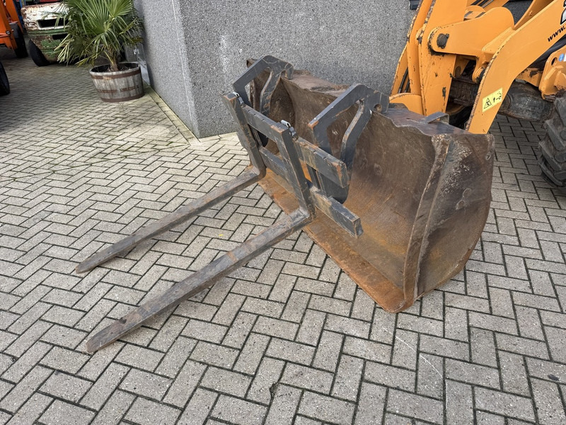 اللودر بعجل Case 21F Shovel / Radlader / Wheel Loader 2016 Bucket & Forks 3970Hours: صور 10