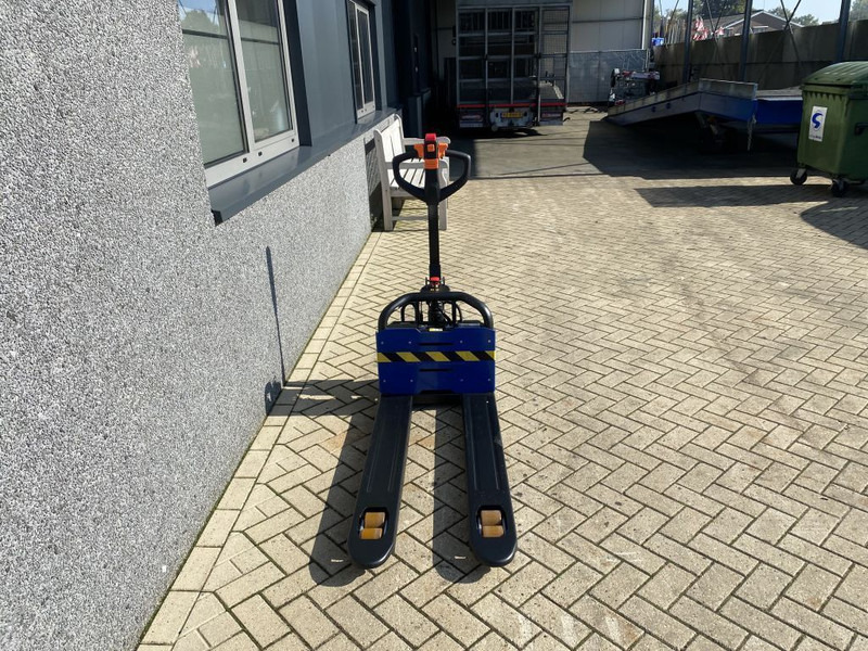 Electrische pallet truck HWE15 Nieuw elektrisch Lion accu HWE15 - معدات الرفع منخفض المستوى: صور 5 Electrische pallet truck HWE15 Nieuw elektrisch Lion accu HWE15 - معدات الرفع منخفض المستوى: صور 5
