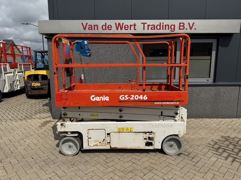 Genie GS2046 schaarlift schaar hoogwerker 2012 uur 8mtr werkhoogte - رافعات مقصية: صور 1 Genie GS2046 schaarlift schaar hoogwerker 2012 uur 8mtr werkhoogte - رافعات مقصية: صور 1