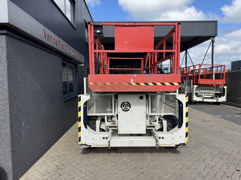 Genie Genie GS 3390 RT Schaarhoogwerker / Scissor Lift / Arbeitsbuhne 12mtr werkhoogte 4x4 Deutz DIESEL 2014 - رافعات مقصية: صور 2 Genie Genie GS 3390 RT Schaarhoogwerker / Scissor Lift / Arbeitsbuhne 12mtr werkhoogte 4x4 Deutz DIESEL 2014 - رافعات مقصية: صور 2