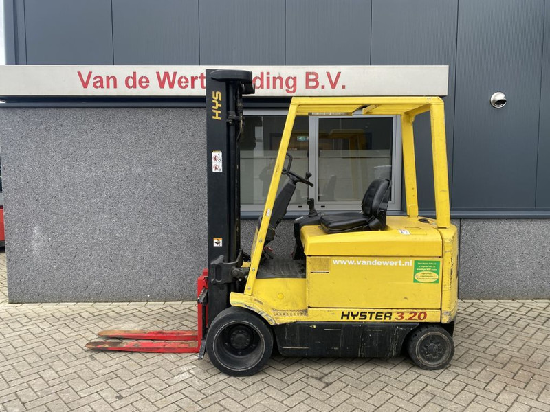 Hyster E 3.20 XM - رافعة شوكية كهربائية: صور 1 Hyster E 3.20 XM - رافعة شوكية كهربائية: صور 1