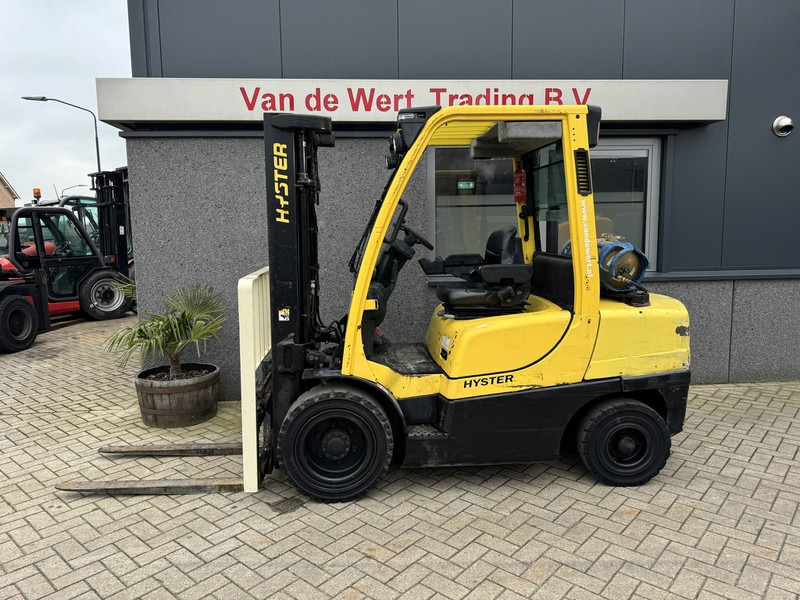 Hyster H 3.5 FT - رافعة شوكية تعمل بالغاز: صور 1 Hyster H 3.5 FT - رافعة شوكية تعمل بالغاز: صور 1