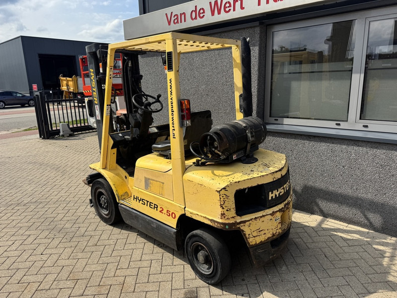 Hyster H2.50XM Triplo 470 Freelift / Sideshift LPG 1995 - رافعة شوكية تعمل بالغاز: صور 5 Hyster H2.50XM Triplo 470 Freelift / Sideshift LPG 1995 - رافعة شوكية تعمل بالغاز: صور 5