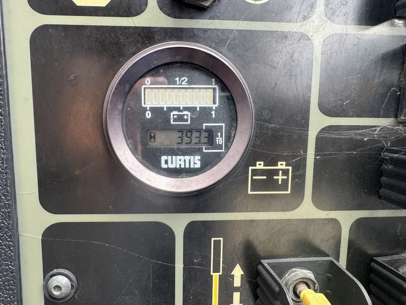 رافعات سلة مفصلية JLG M400AJPN Knikarmhoogwerker / Arbeitsbuhne / Articulating Boom Lift 14.2M Werkhoogte Hybride 2007: صور 10 رافعات سلة مفصلية JLG M400AJPN Knikarmhoogwerker / Arbeitsbuhne / Articulating Boom Lift 14.2M Werkhoogte Hybride 2007: صور 10