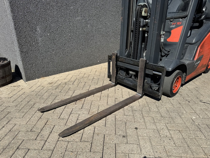 Linde H16T-01 - رافعة شوكية تعمل بالغاز: صور 4 Linde H16T-01 - رافعة شوكية تعمل بالغاز: صور 4