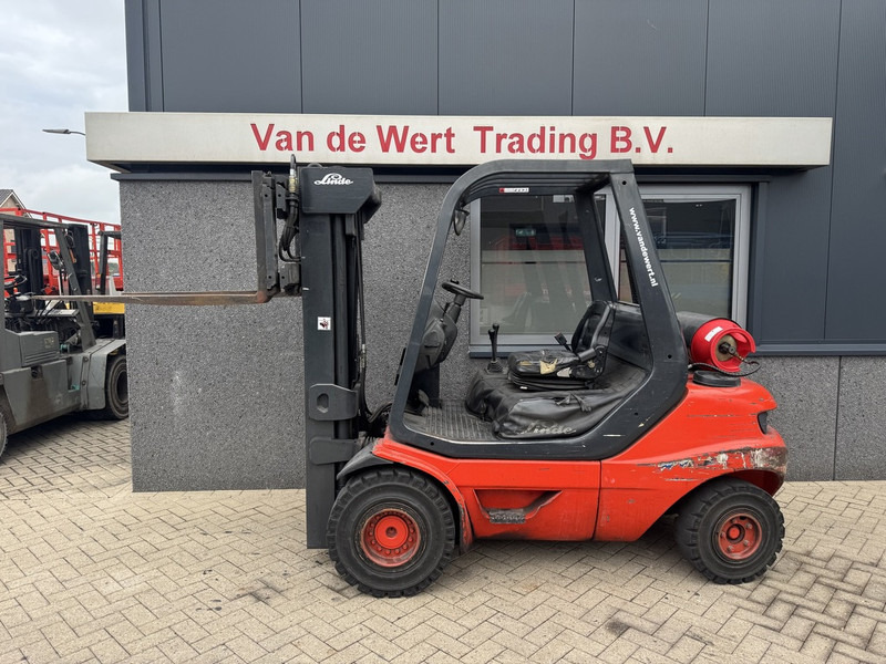 Linde H30T-03 Triplo 475 Freelift/Sideshift/4e functie LPG 1998 - رافعة شوكية تعمل بالغاز: صور 5 Linde H30T-03 Triplo 475 Freelift/Sideshift/4e functie LPG 1998 - رافعة شوكية تعمل بالغاز: صور 5