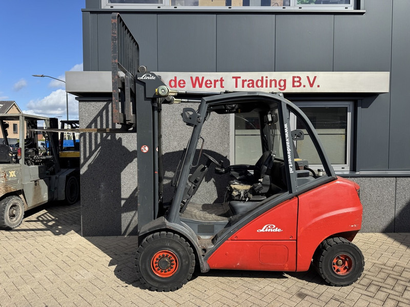 Linde H35D triplo550 Freelift / Sideshift 2007 VW DIESEL - رافعة شوكية ديزل: صور 5 Linde H35D triplo550 Freelift / Sideshift 2007 VW DIESEL - رافعة شوكية ديزل: صور 5