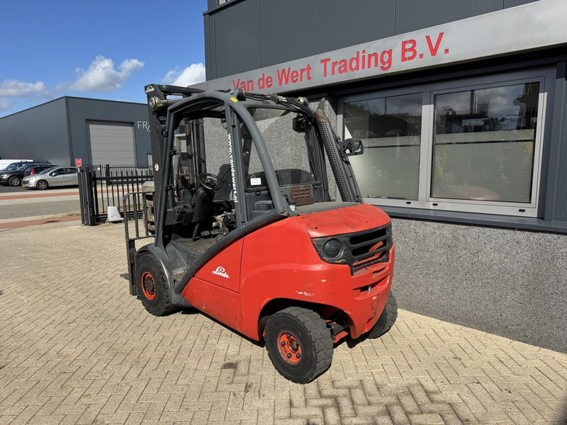 Linde H35D triplo550 Freelift / Sideshift 2007 VW DIESEL - رافعة شوكية ديزل: صور 4 Linde H35D triplo550 Freelift / Sideshift 2007 VW DIESEL - رافعة شوكية ديزل: صور 4