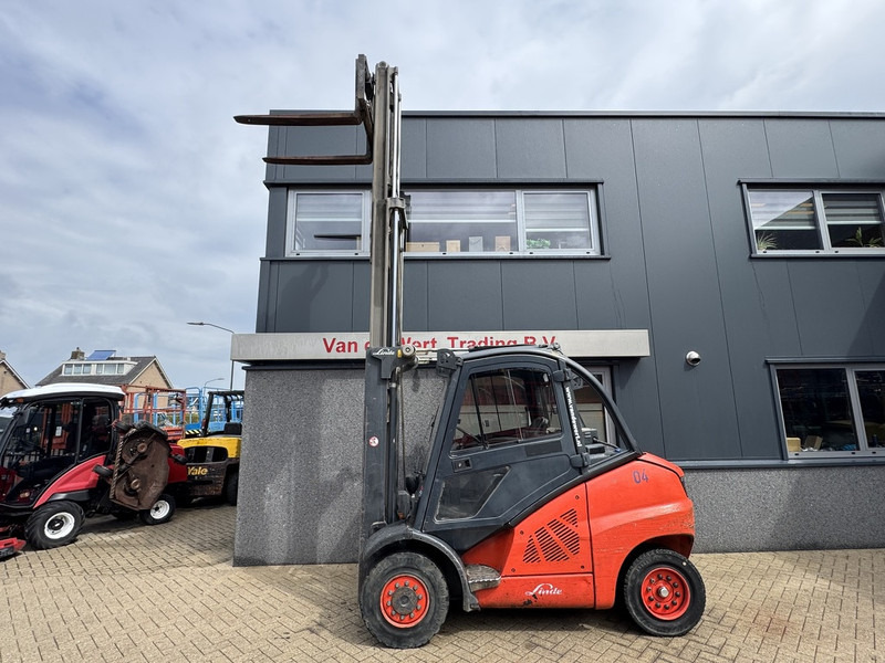 Linde H50D Triplo 465 Freelift / Sideshift / 4e Functie VW Diesel 2007 - رافعة شوكية ديزل: صور 3 Linde H50D Triplo 465 Freelift / Sideshift / 4e Functie VW Diesel 2007 - رافعة شوكية ديزل: صور 3