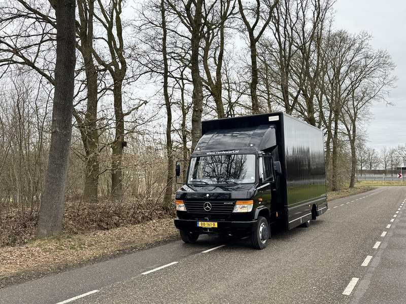 Mercedes-Benz vario 814 D - بصندوق مغلق شاحنة: صور 1 Mercedes-Benz vario 814 D - بصندوق مغلق شاحنة: صور 1