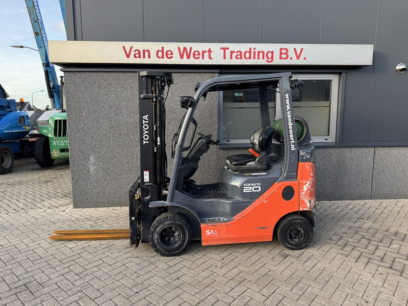 Toyota 02-8FGKF20 Triplo 470 Freelift/Sideshift 2020 Lpg - رافعة شوكية تعمل بالغاز: صور 1 Toyota 02-8FGKF20 Triplo 470 Freelift/Sideshift 2020 Lpg - رافعة شوكية تعمل بالغاز: صور 1