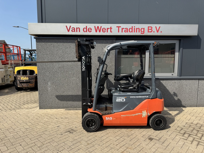 Toyota 8FBM20T Triplo 470 Freelift / Sideshift Elektrisch 2017 6560Hours - رافعة شوكية كهربائية: صور 5 Toyota 8FBM20T Triplo 470 Freelift / Sideshift Elektrisch 2017 6560Hours - رافعة شوكية كهربائية: صور 5
