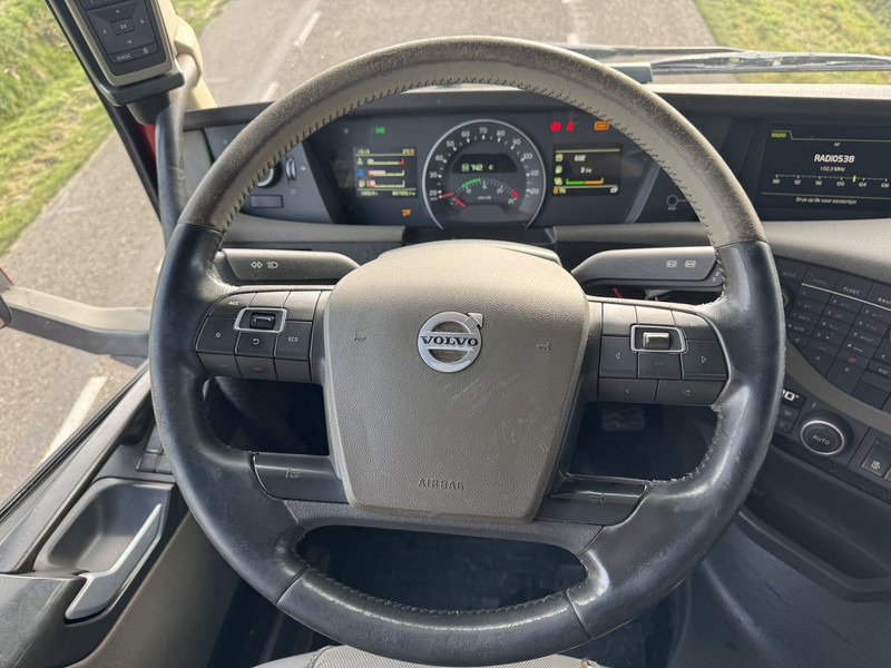 شاحنة جرار Volvo FH 460: صور 18