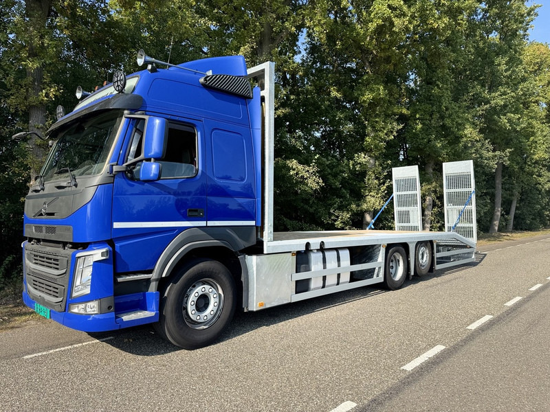 Volvo FM370 6X2 Machine Transporter / Oprij Vrachtwagen 2019 / EURO 6 / 550DKM / Steering Wheel / APK 9-2026 - شاحنة نقل سيارات شاحنة: صور 3 Volvo FM370 6X2 Machine Transporter / Oprij Vrachtwagen 2019 / EURO 6 / 550DKM / Steering Wheel / APK 9-2026 - شاحنة نقل سيارات شاحنة: صور 3