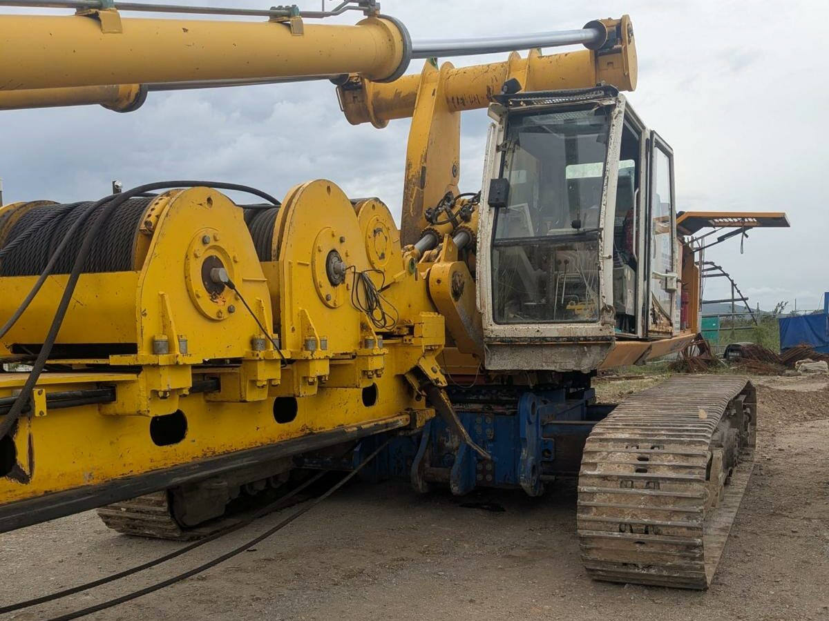 Bauer BG 24V - آلة حفر: صور 1 Bauer BG 24V - آلة حفر: صور 1