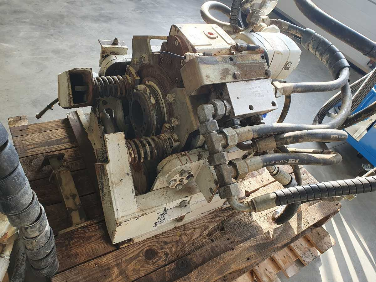 Eurodrill RH 1400 - آلة حفر: صور 2 Eurodrill RH 1400 - آلة حفر: صور 2