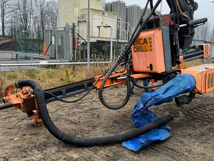 Excadrill 22A drilling attachment - آلة حفر: صور 1 Excadrill 22A drilling attachment - آلة حفر: صور 1