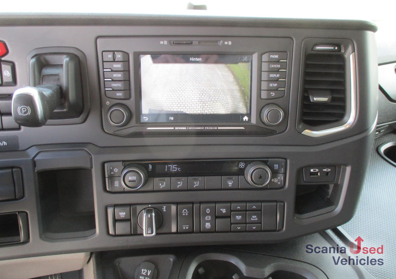 SCANIA P 320 B6x2*4LB - نقل الشراب شاحنة: صور 2 SCANIA P 320 B6x2*4LB - نقل الشراب شاحنة: صور 2
