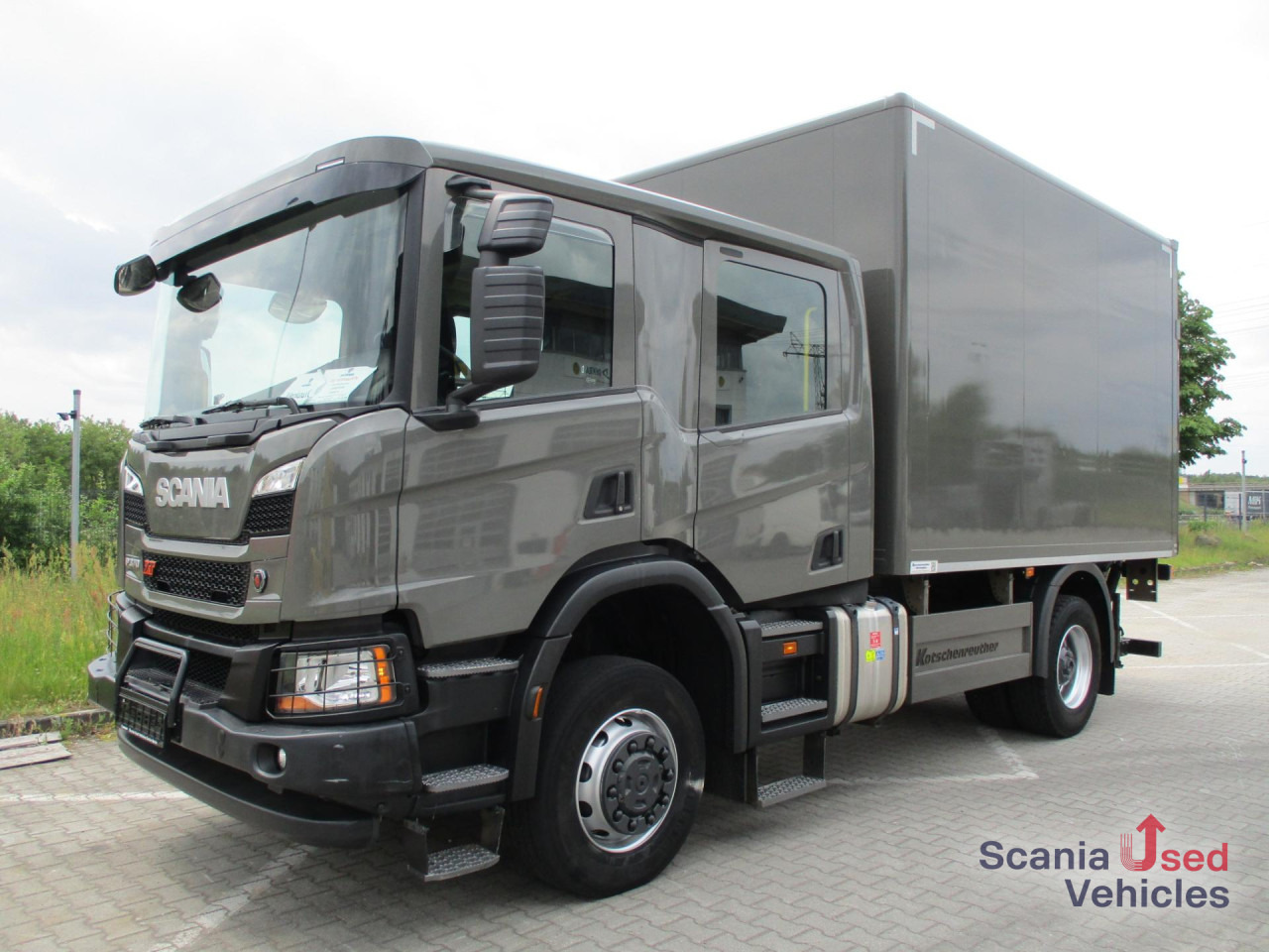 SCANIA P 370 B4x4HA Koffer mit Lbw. - بصندوق مغلق شاحنة: صور 1 SCANIA P 370 B4x4HA Koffer mit Lbw. - بصندوق مغلق شاحنة: صور 1