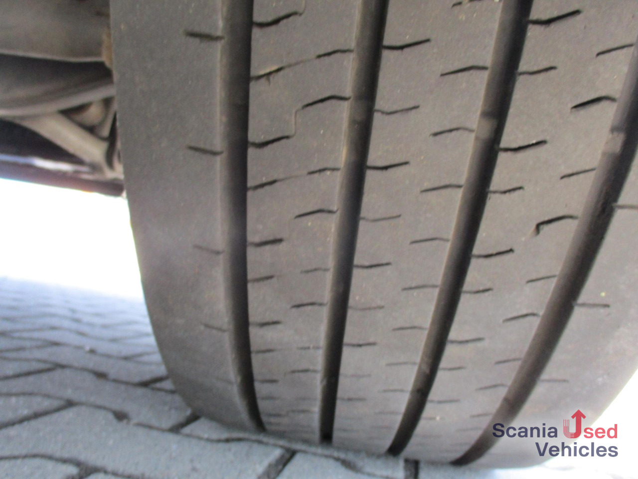 SCANIA R 410 A4x2NA / Navi - شاحنة جرار: صور 4 SCANIA R 410 A4x2NA / Navi - شاحنة جرار: صور 4