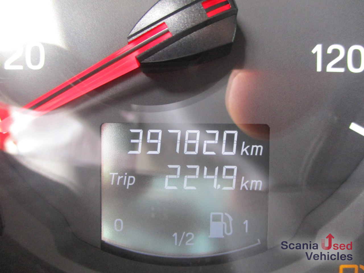 SCANIA R 450 A4x2NA - شاحنة جرار: صور 4 SCANIA R 450 A4x2NA - شاحنة جرار: صور 4