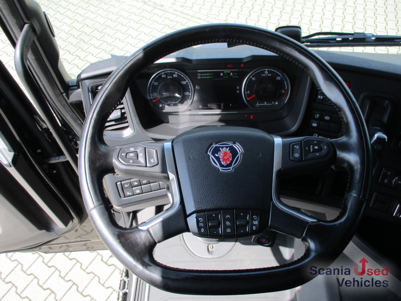 SCANIA R 540 A4x2NA / Kipphydraulik - شاحنة جرار: صور 3 SCANIA R 540 A4x2NA / Kipphydraulik - شاحنة جرار: صور 3