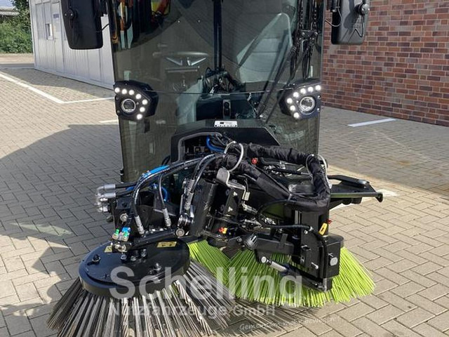 RASCO LYNX - سياره كنس شوارع: صور 2 RASCO LYNX - سياره كنس شوارع: صور 2