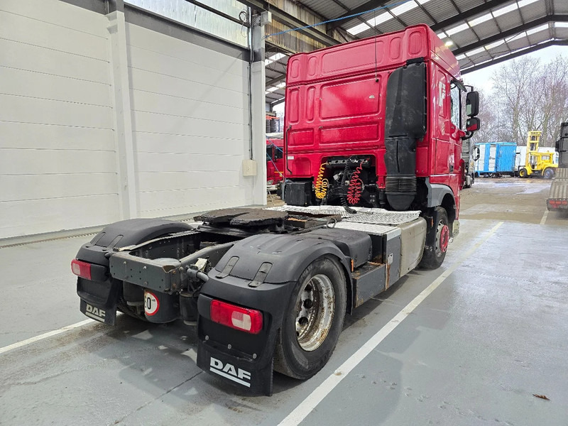 DAF XF 106.460 EURO 6 / RETARDER / MANUEL / AIRCO - شاحنة جرار: صور 5 DAF XF 106.460 EURO 6 / RETARDER / MANUEL / AIRCO - شاحنة جرار: صور 5