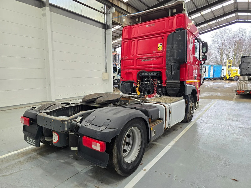 DAF XF 106.460 EURO 6 / RETARDER / PTO / MANUEL / AIRCO - شاحنة جرار: صور 5 DAF XF 106.460 EURO 6 / RETARDER / PTO / MANUEL / AIRCO - شاحنة جرار: صور 5