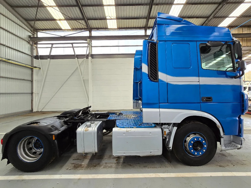 DAF XF 460 EURO 6 / RETARDER / PTO / AIRCO - شاحنة جرار: صور 4 DAF XF 460 EURO 6 / RETARDER / PTO / AIRCO - شاحنة جرار: صور 4