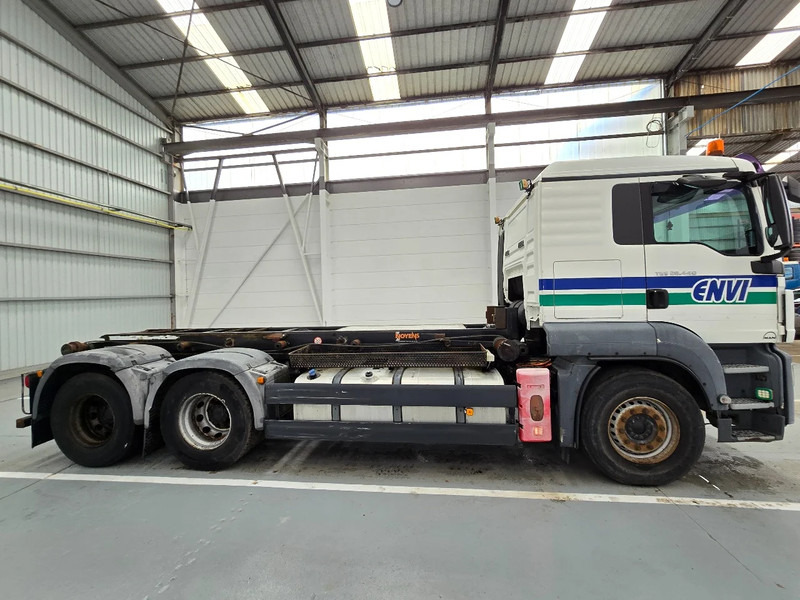 MAN TGS 28.440 6x2 / EURO 5 / AIRCO / LIFTAS / 10 roues - 10 tyres - الشاسيه شاحنة: صور 4 MAN TGS 28.440 6x2 / EURO 5 / AIRCO / LIFTAS / 10 roues - 10 tyres - الشاسيه شاحنة: صور 4