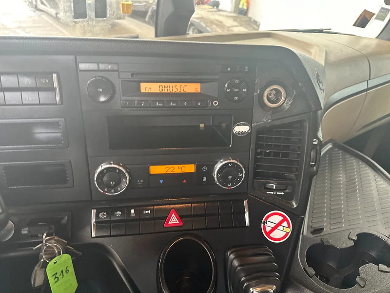 شاحنة جرار Mercedes-Benz Actros 1842 EURO 5: صور 11 شاحنة جرار Mercedes-Benz Actros 1842 EURO 5: صور 11