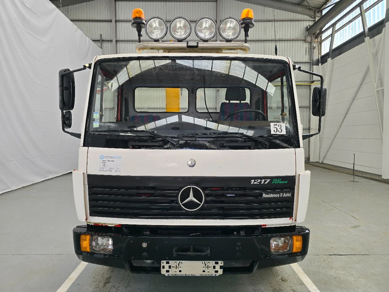 Mercedes-Benz E 1217 - BR 9 / LAMMES - BLATT - SPRING / EFFER KRAAN / DHOLLANDIA - شاحنات مسطحة, شاحنة كرين: صور 2 Mercedes-Benz E 1217 - BR 9 / LAMMES - BLATT - SPRING / EFFER KRAAN / DHOLLANDIA - شاحنات مسطحة, شاحنة كرين: صور 2