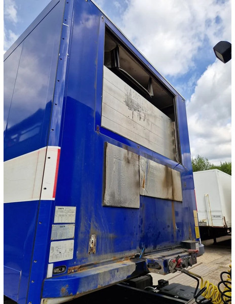 Schmitz Cargobull SKO 24 - بصندوق مغلق نصف مقطورة: صور 3 Schmitz Cargobull SKO 24 - بصندوق مغلق نصف مقطورة: صور 3