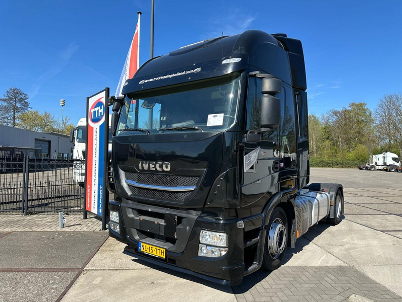 Iveco AS440S46T/FP-LT HI-WAY 2x fueltank height adjustable 5th wheel - شاحنة جرار: صور 2 Iveco AS440S46T/FP-LT HI-WAY 2x fueltank height adjustable 5th wheel - شاحنة جرار: صور 2