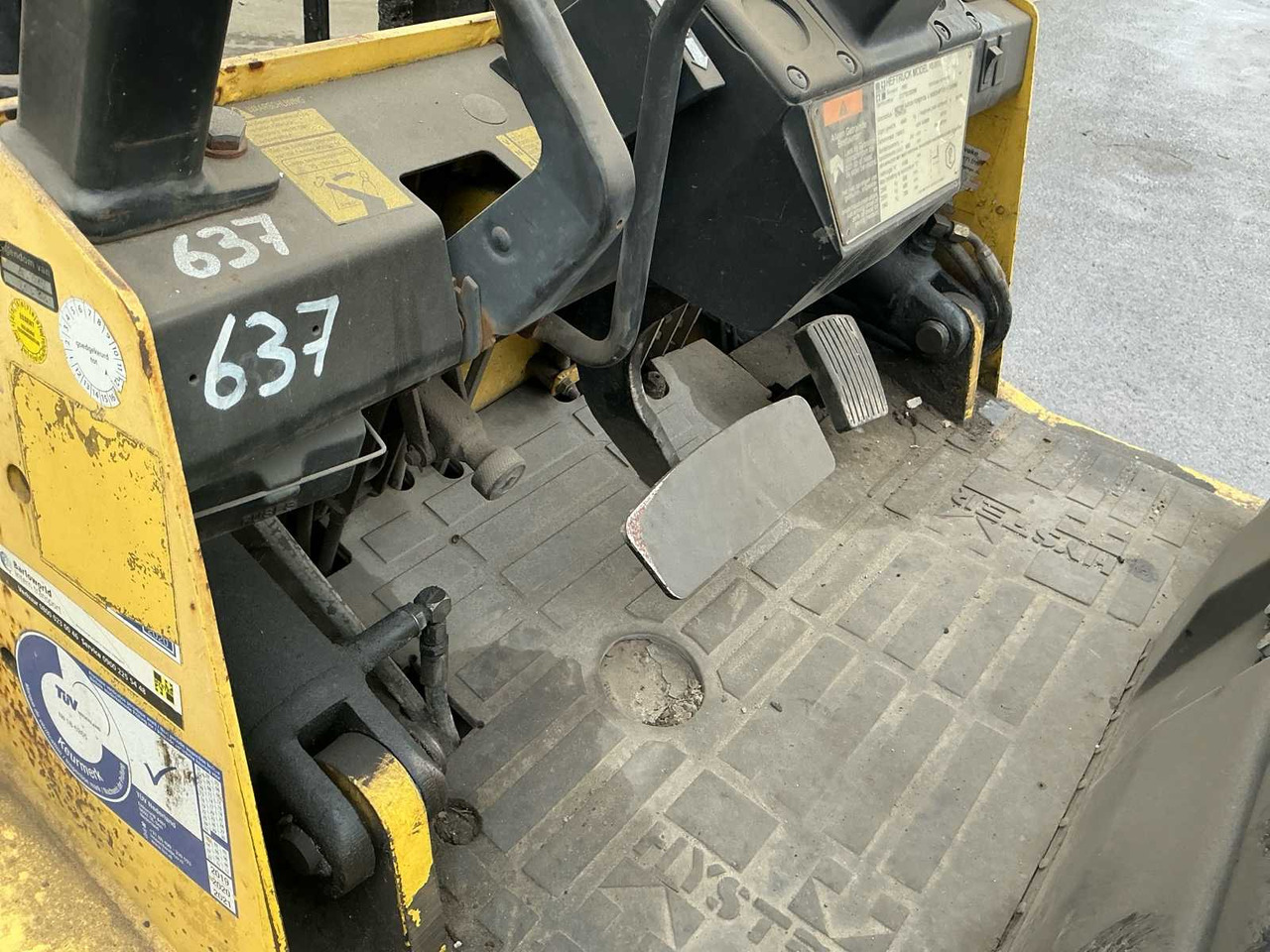 رافعة شوكية 1992 HYSTER H3.00XL FORKLIFT: صور 15 رافعة شوكية 1992 HYSTER H3.00XL FORKLIFT: صور 15