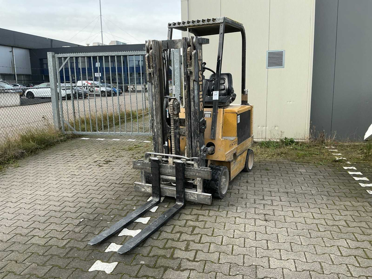 1993 HYSTER E2.00 XL FORKLIFT - رافعة شوكية: صور 2 1993 HYSTER E2.00 XL FORKLIFT - رافعة شوكية: صور 2