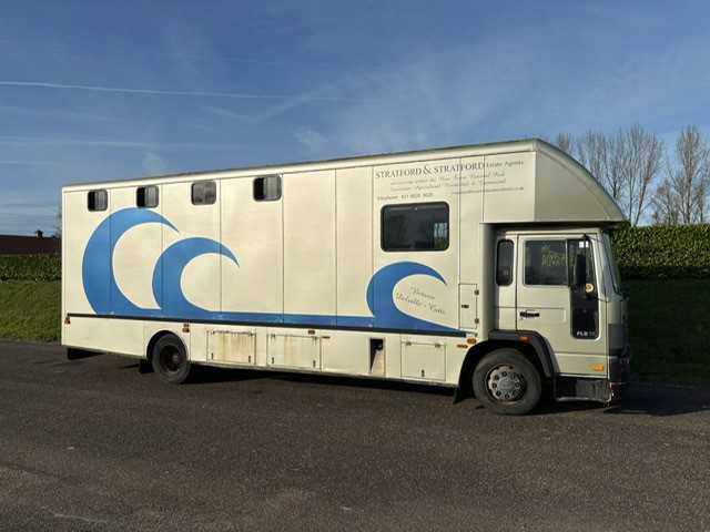 1993 VOLVO FL 612 TRUCK HORSE TRAILER - شاحنة: صور 3 1993 VOLVO FL 612 TRUCK HORSE TRAILER - شاحنة: صور 3