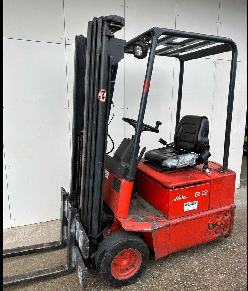 1996 LINDE E12 PROMOVE FORKLIFT - رافعة شوكية: صور 1 1996 LINDE E12 PROMOVE FORKLIFT - رافعة شوكية: صور 1