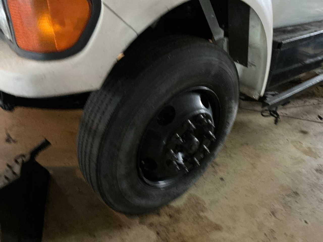 شاحنة 1999 FORD F-650 DUAL-CAB PICKUP TRUCK: صور 7 شاحنة 1999 FORD F-650 DUAL-CAB PICKUP TRUCK: صور 7